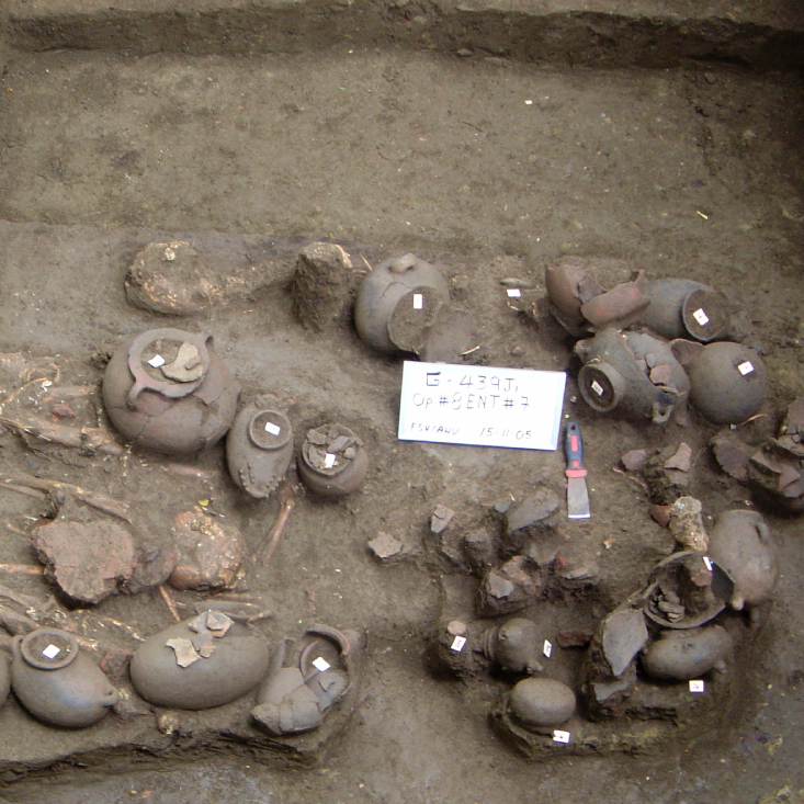 Contexto con fechamientos de cerámicas “tardías” en la bahía Culebra, sitio Jícaro (G-439 Ji), Operación 8, Entierro 7